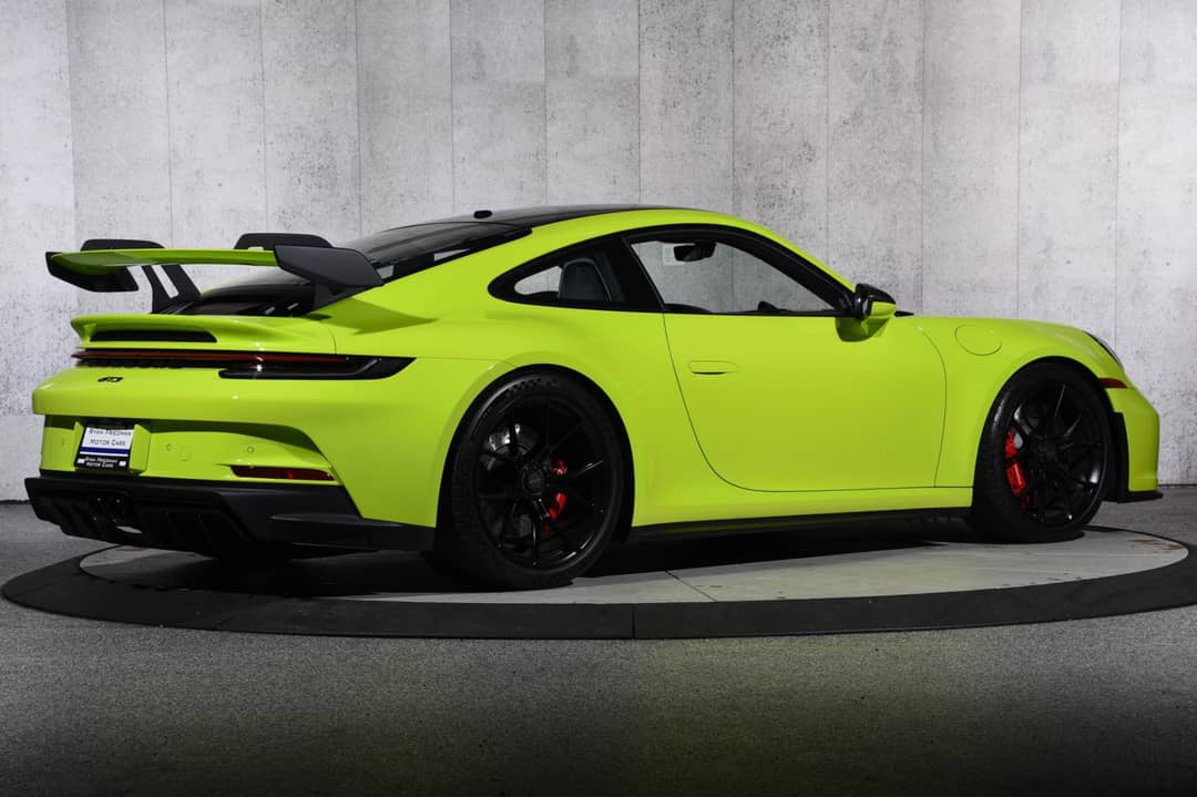 2023 Porsche 911 GT3 — photo 3