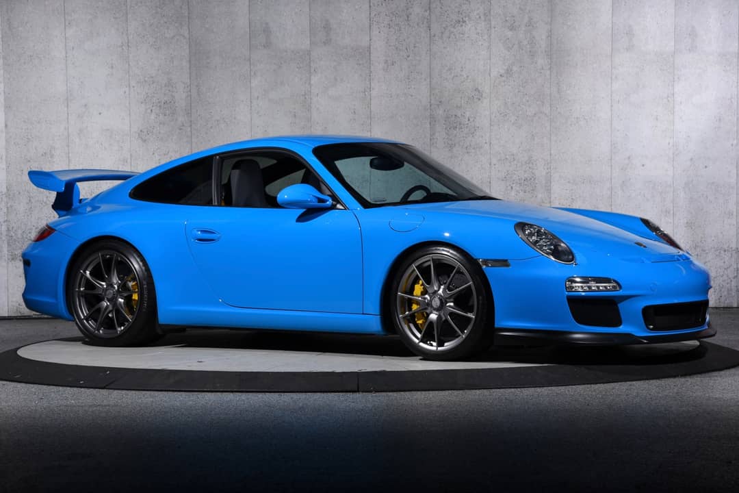 2010 Porsche 911 GT3 — photo 2