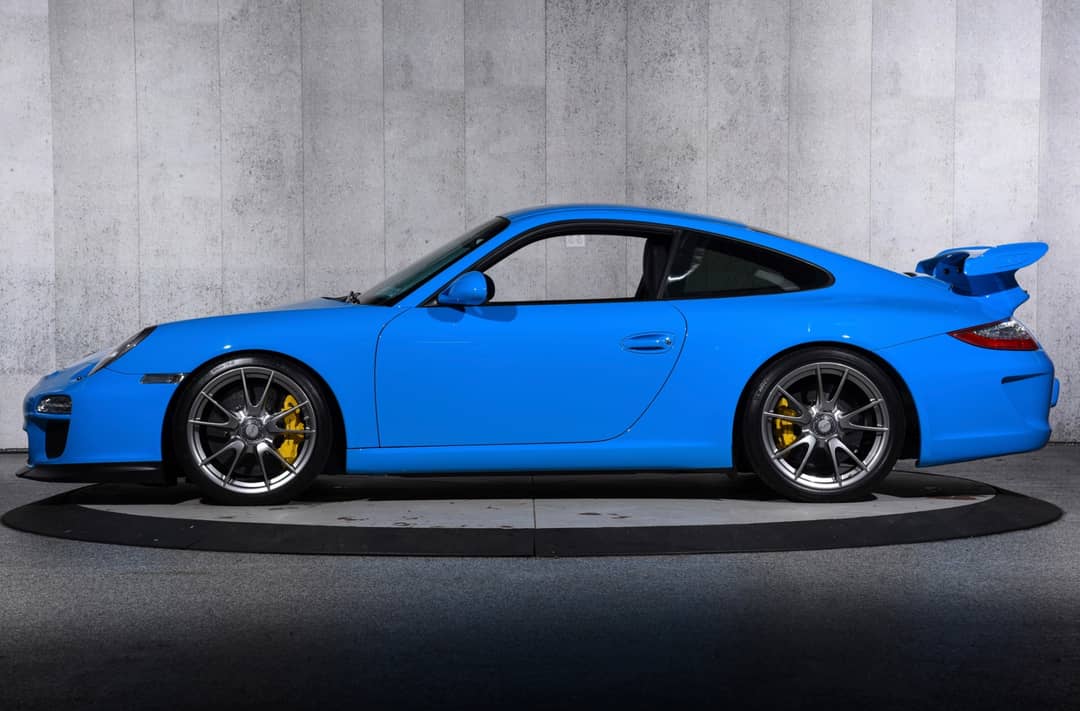 2010 Porsche 911 GT3 — photo 16