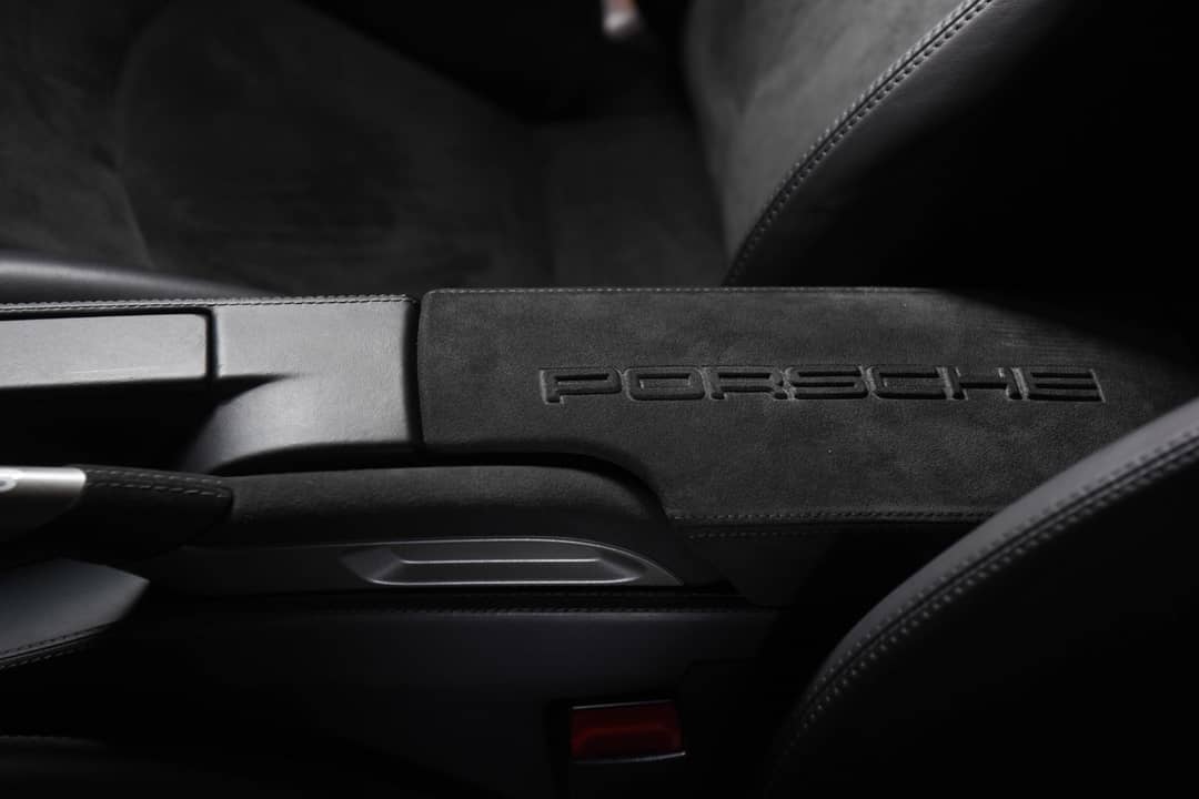 2010 Porsche 911 GT3 — photo 22