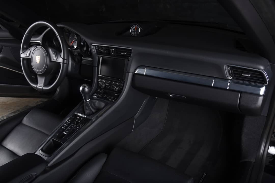 2014 Porsche 911 Carrera 4S — photo 11