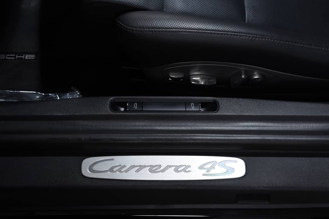 2014 Porsche 911 Carrera 4S — photo 13