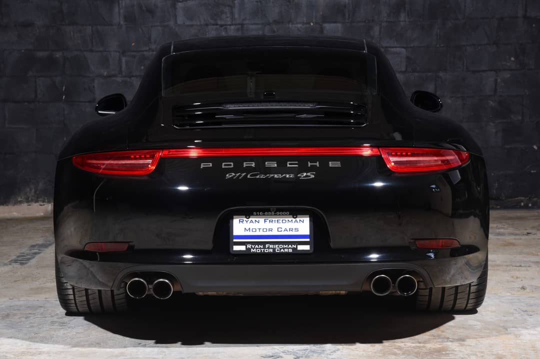2014 Porsche 911 Carrera 4S — photo 9