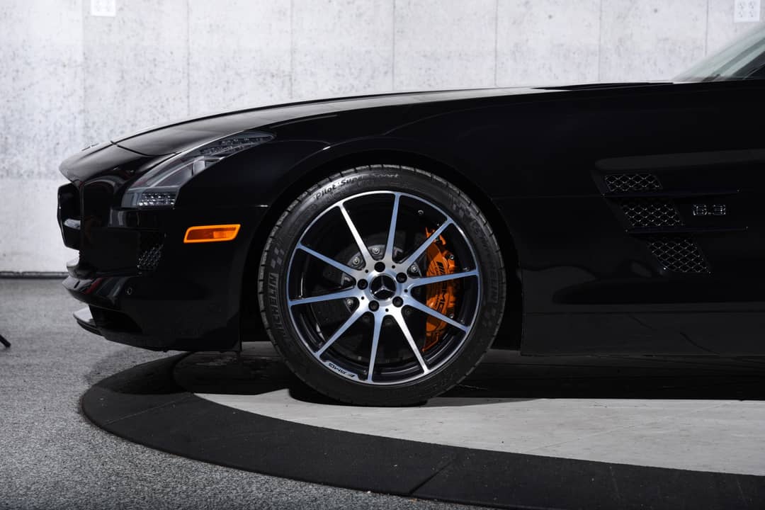 2014 Mercedes-Benz SLS AMG GT — photo 33