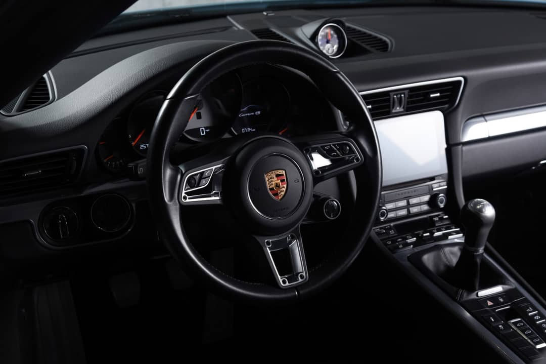 2018 Porsche 911 Carrera 4S — photo 13