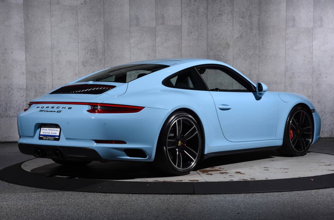 2018 Porsche 911 Carrera 4S — photo 3