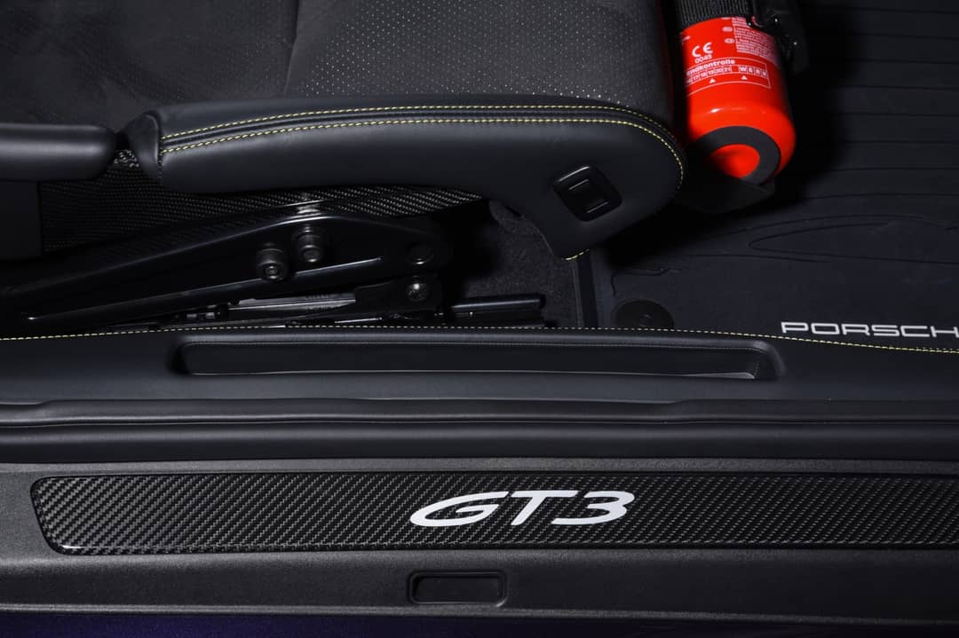 2022 Porsche 911 GT3 — photo 9