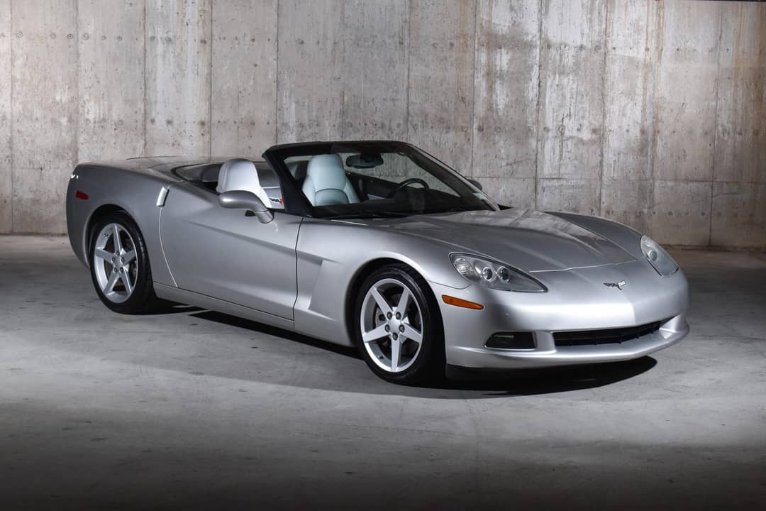 2005 Chevrolet Corvette — photo 2