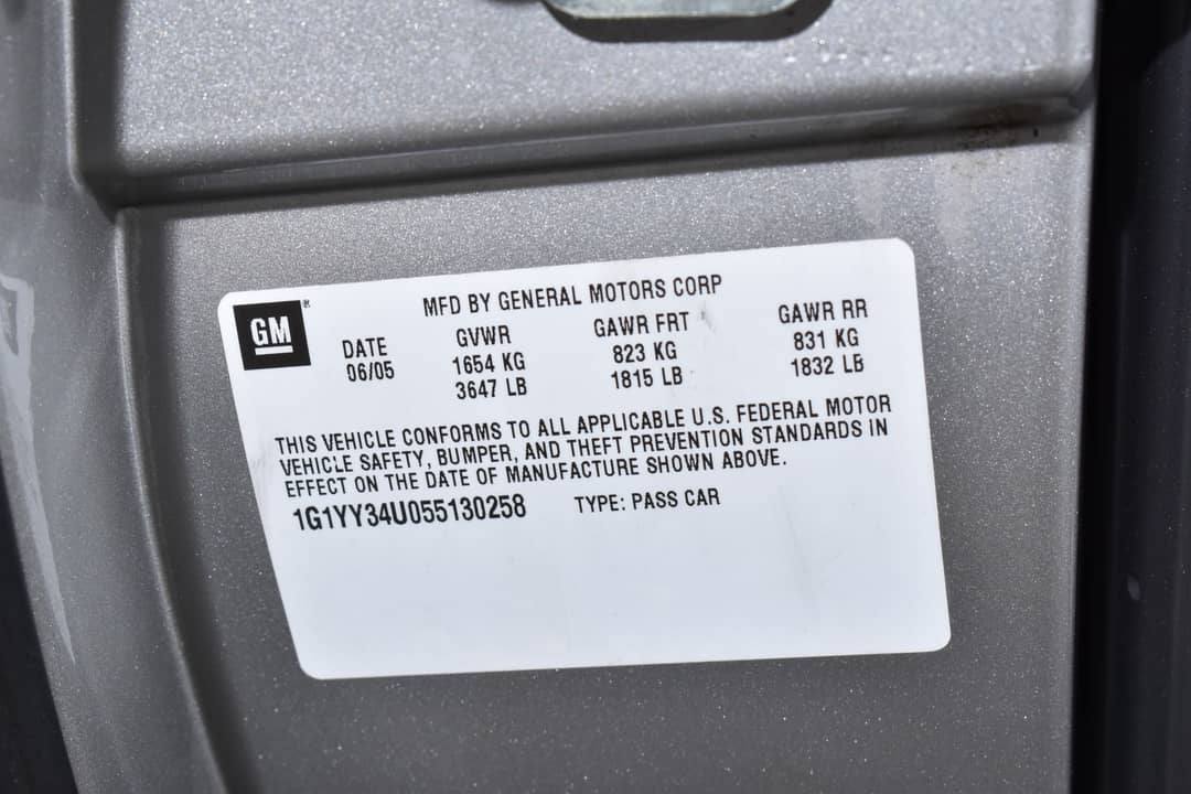 2005 Chevrolet Corvette — photo 21