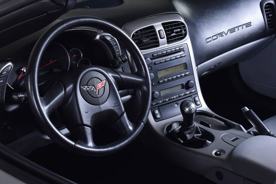 2005 Chevrolet Corvette — photo 28