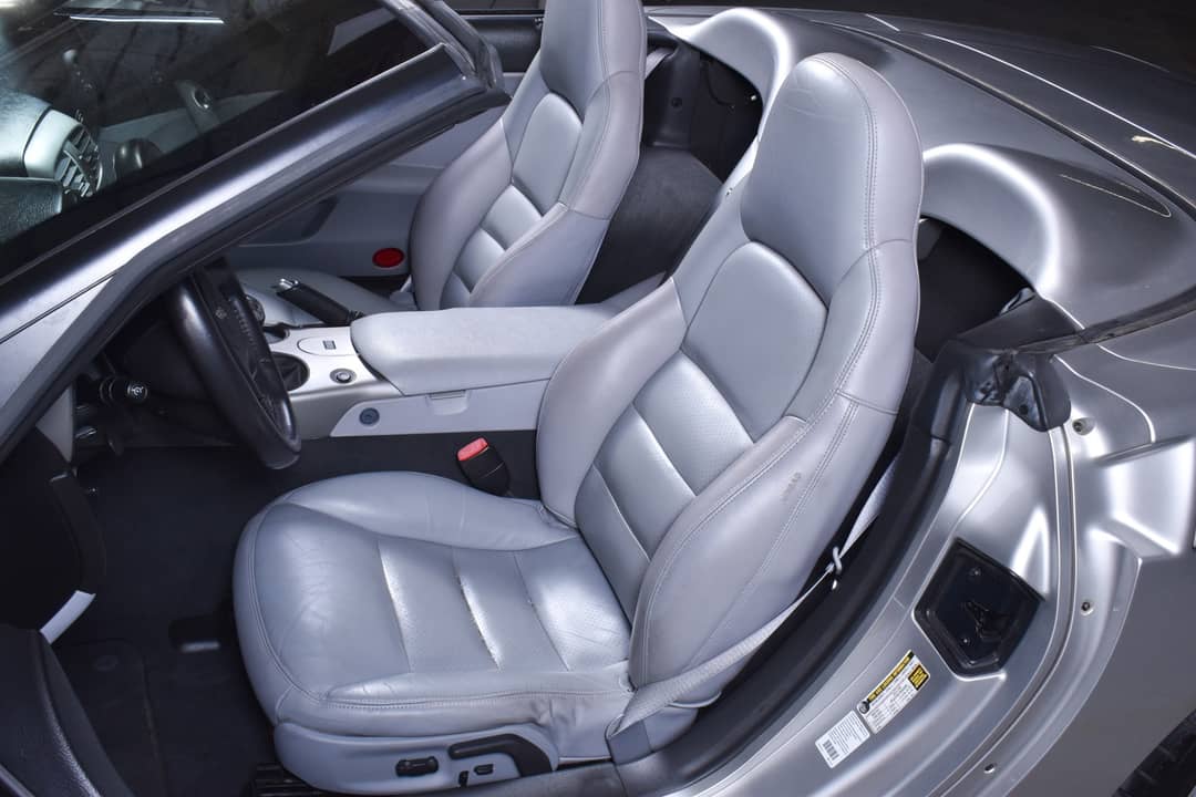 2005 Chevrolet Corvette — photo 36