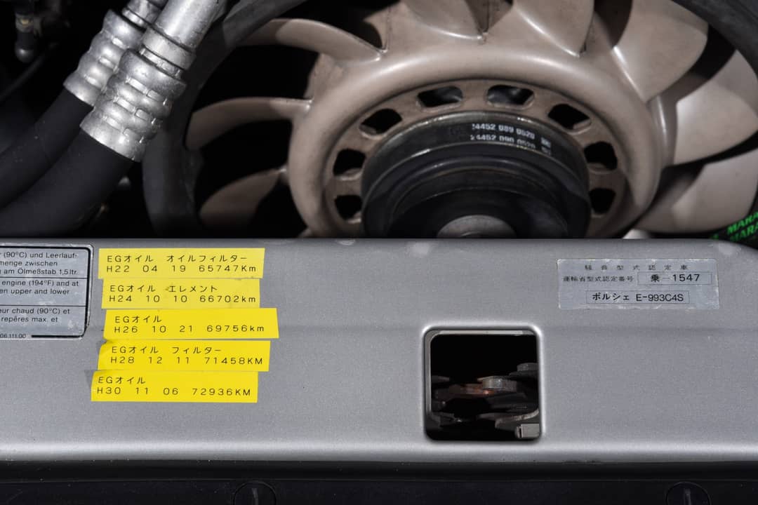 1997 Porsche 911 Carrera 4S — photo 32
