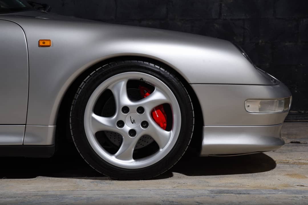 1997 Porsche 911 Carrera 4S — photo 35