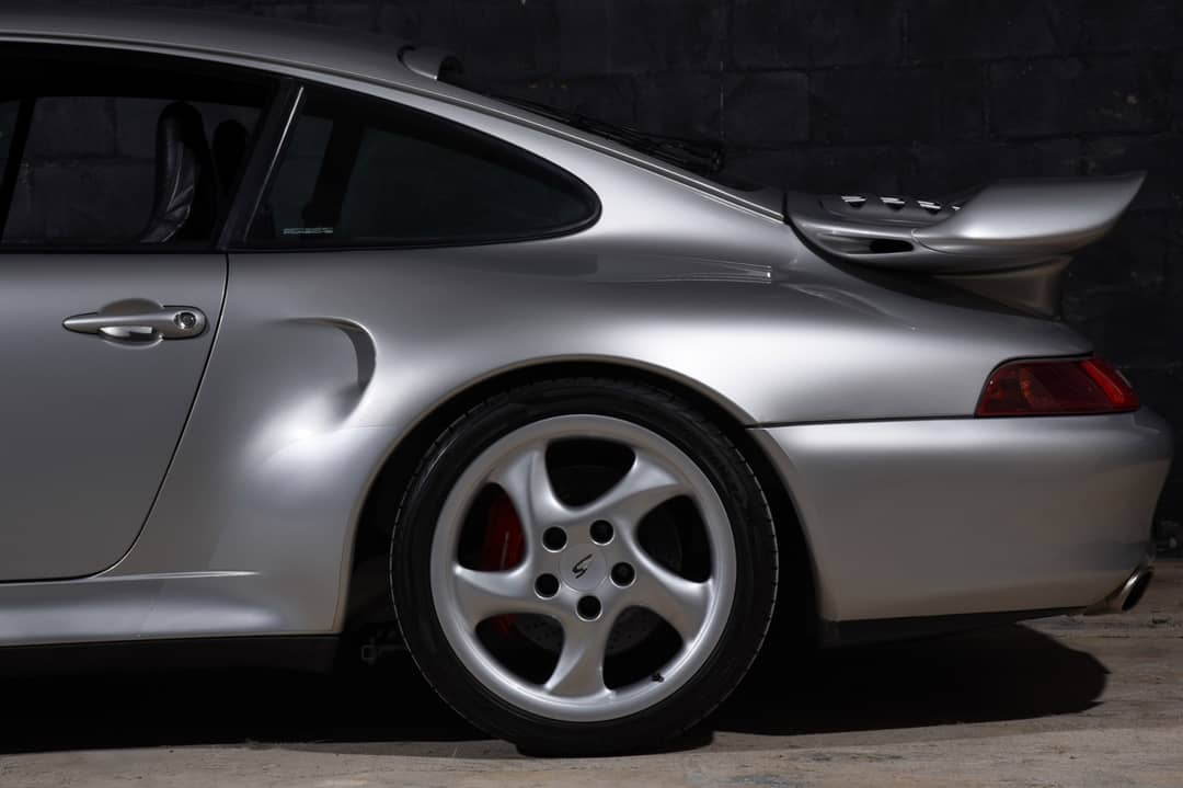 1997 Porsche 911 Carrera 4S — photo 38