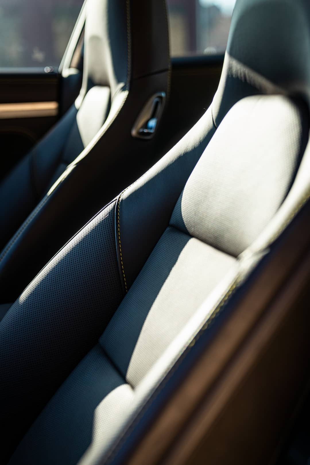 2015 Porsche 911 Carrera S — photo 24