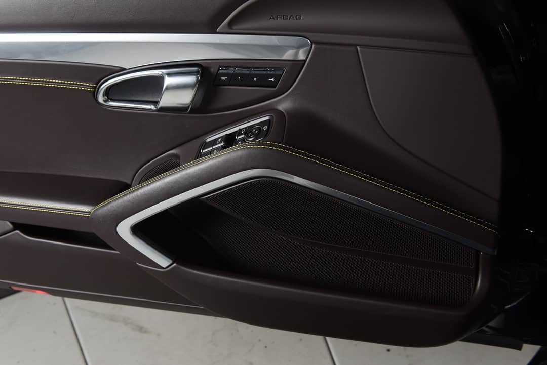 2015 Porsche 911 Carrera S — photo 35