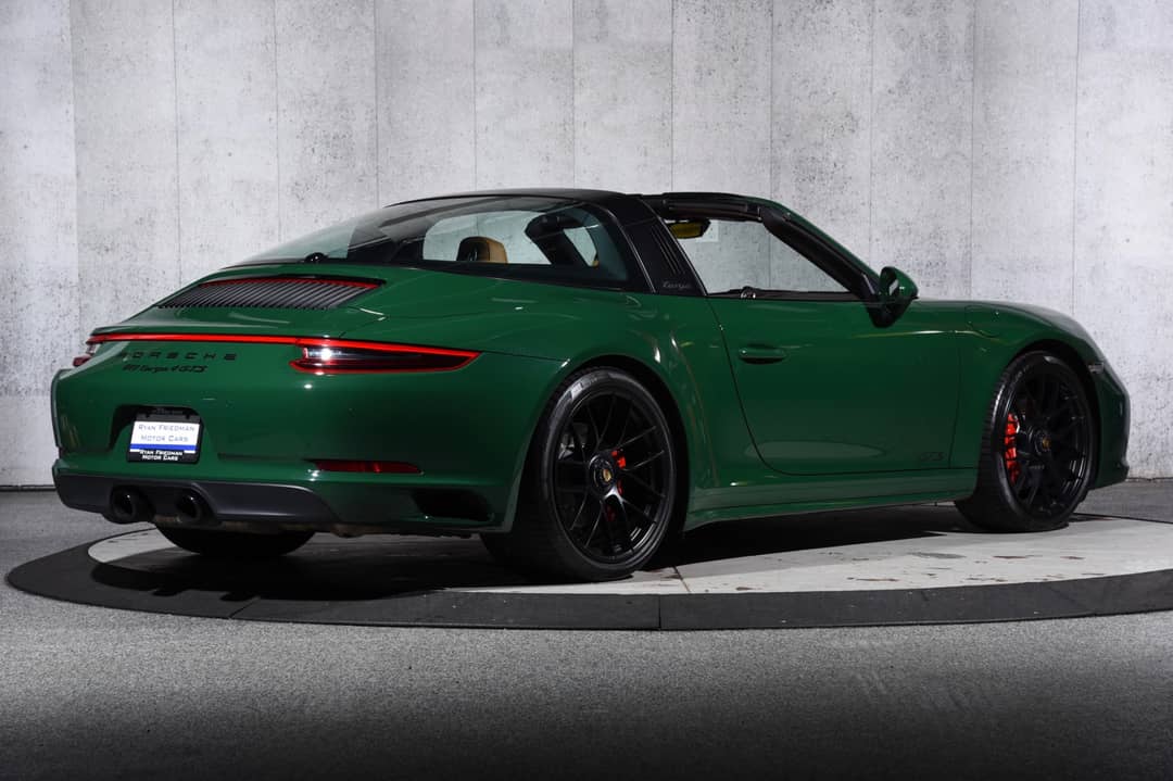 2019 Porsche 911 Targa 4 GTS — photo 3