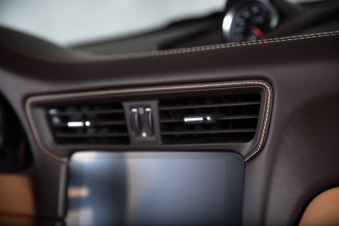 2019 Porsche 911 Targa 4 GTS — photo 25