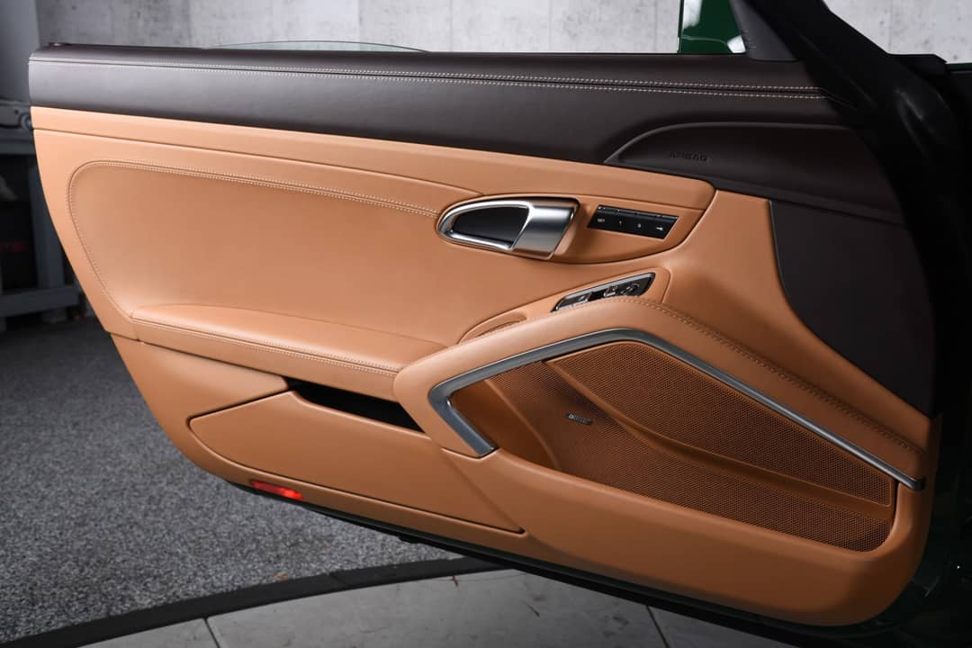 2019 Porsche 911 Targa 4 GTS — photo 28