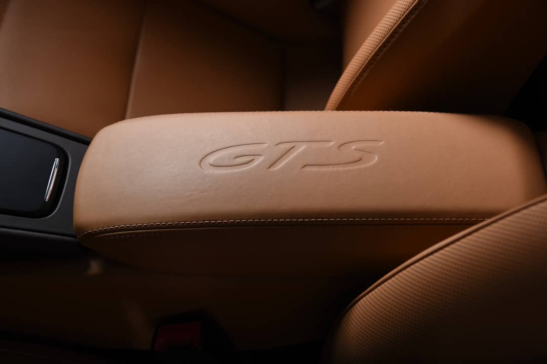 2019 Porsche 911 Targa 4 GTS — photo 9