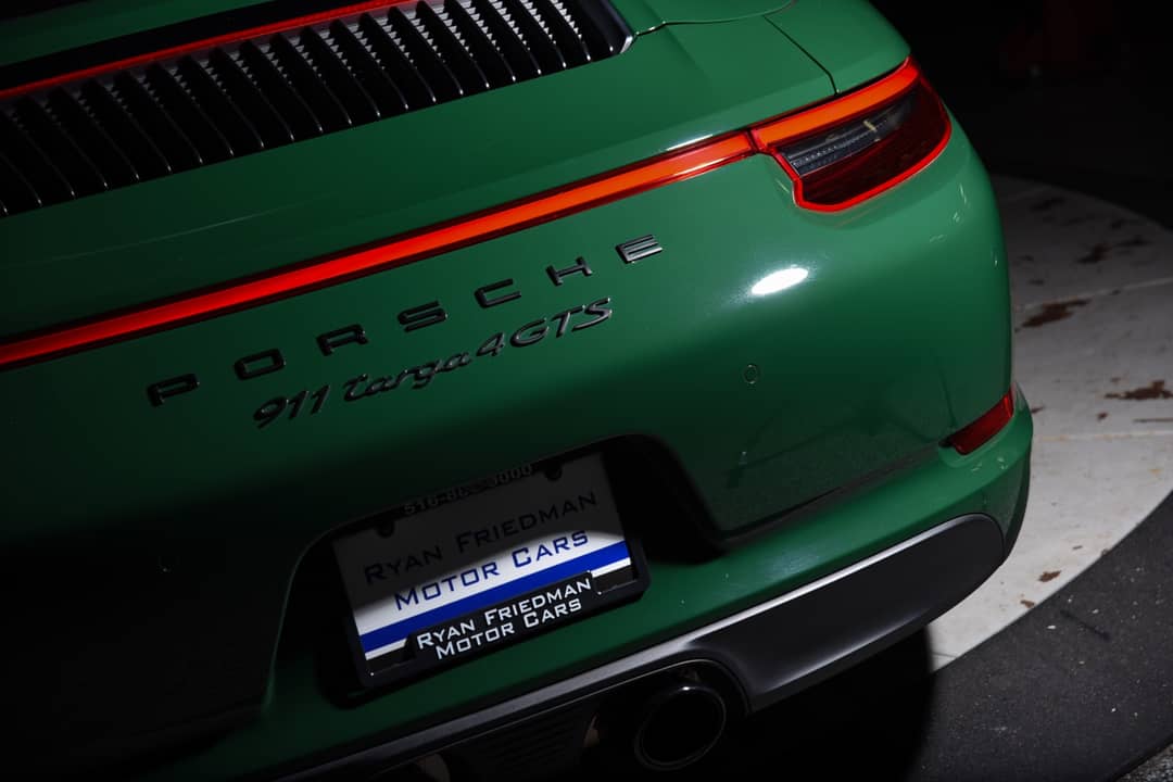 2019 Porsche 911 Targa 4 GTS — photo 10
