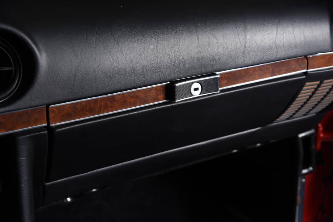 1985 Mercedes-Benz 380-Class 380 SL — photo 18