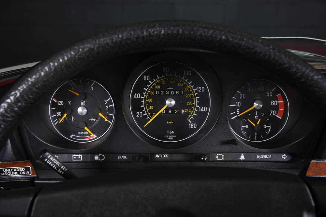 1985 Mercedes-Benz 380-Class 380 SL — photo 7