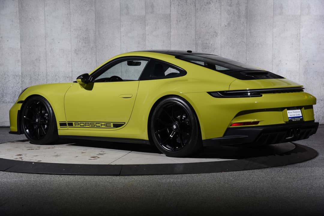 2022 Porsche 911 GT3 Touring — photo 13