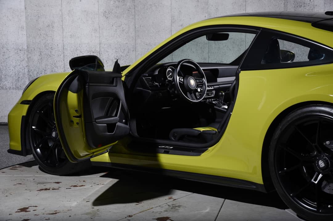 2022 Porsche 911 GT3 Touring — photo 20