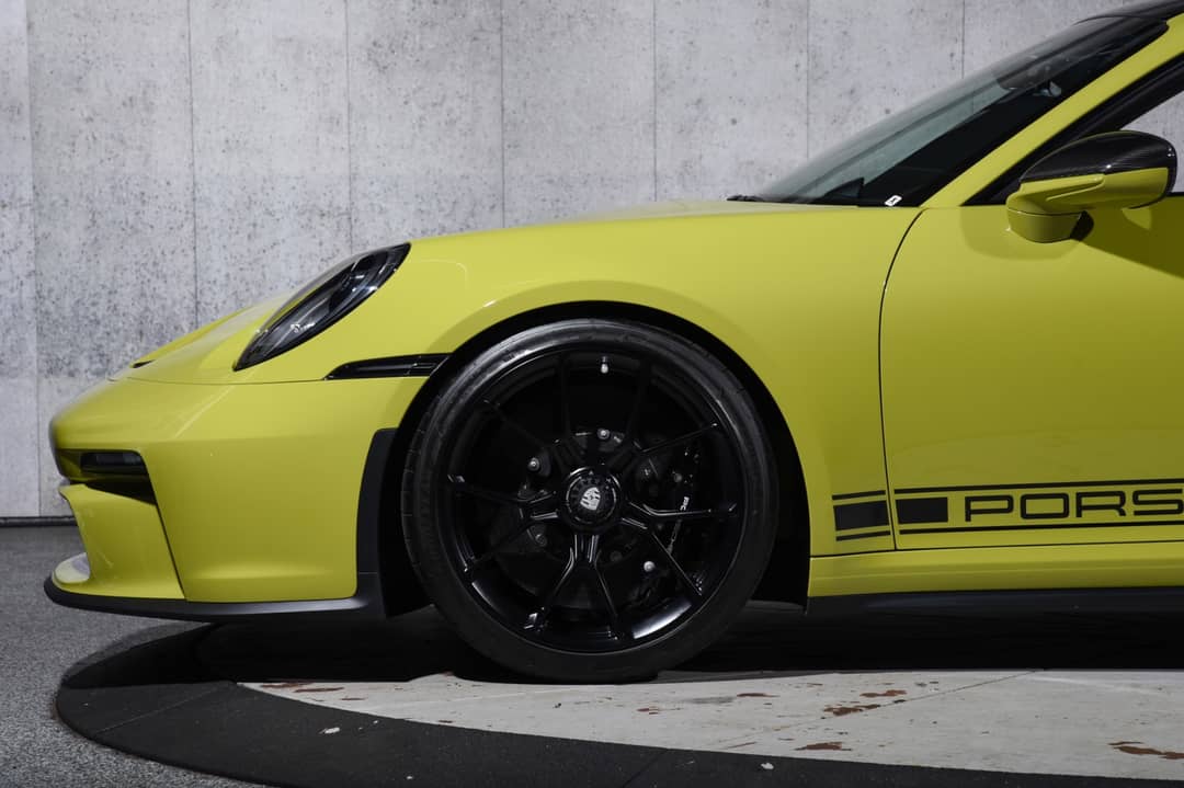 2022 Porsche 911 GT3 Touring — photo 41