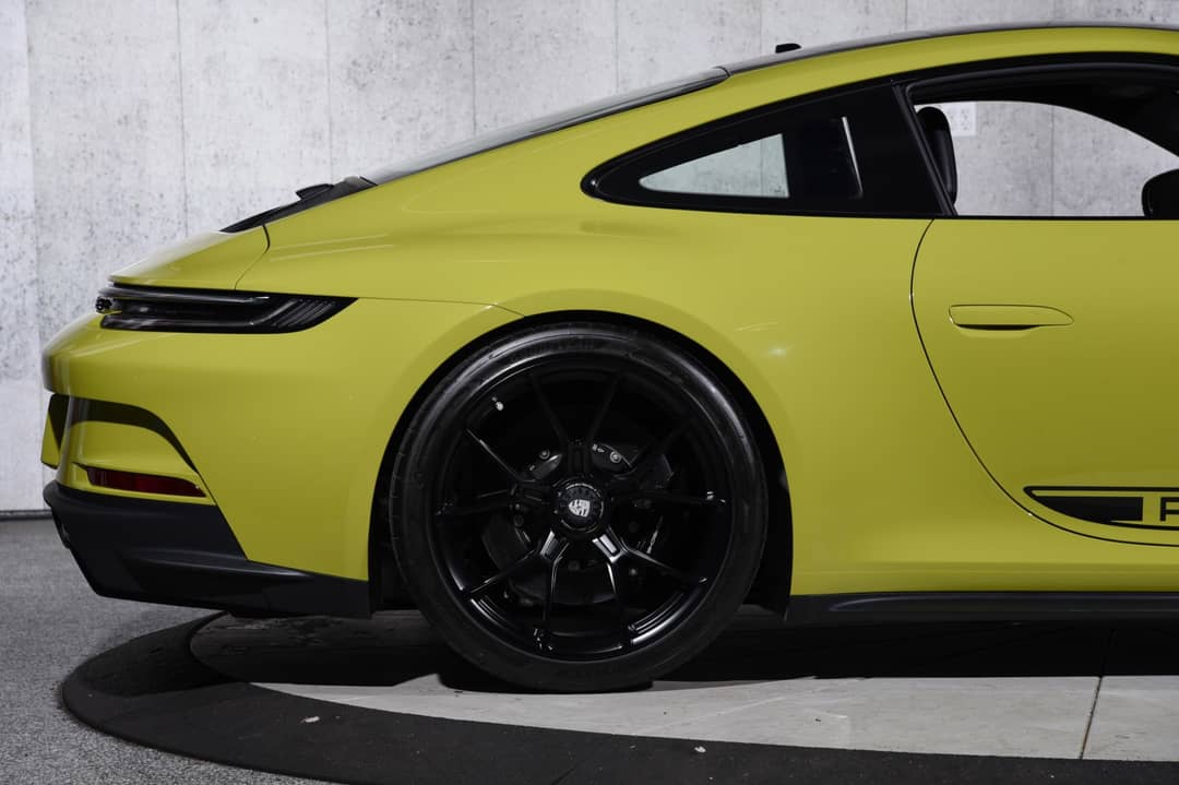 2022 Porsche 911 GT3 Touring — photo 43