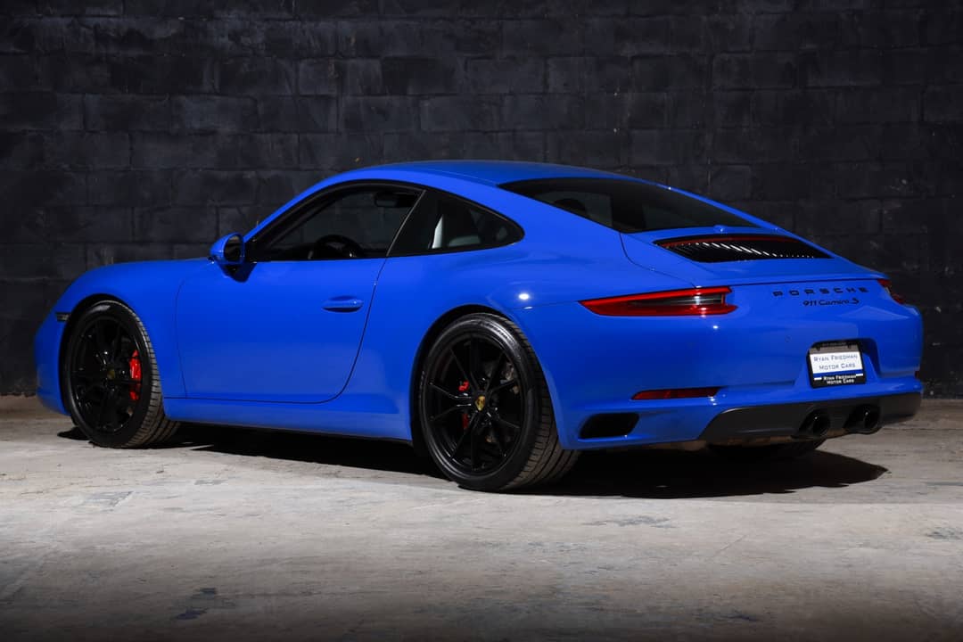 2017 Porsche 911 Carrera S — photo 3