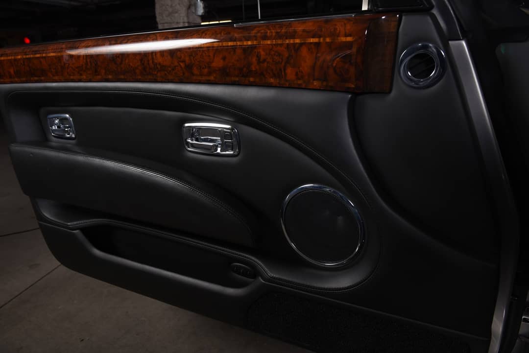 2008 Bentley Azure — photo 20