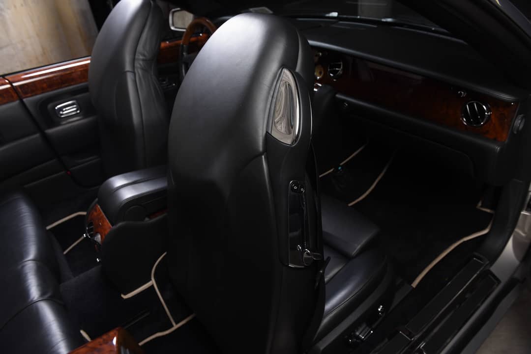 2008 Bentley Azure — photo 30