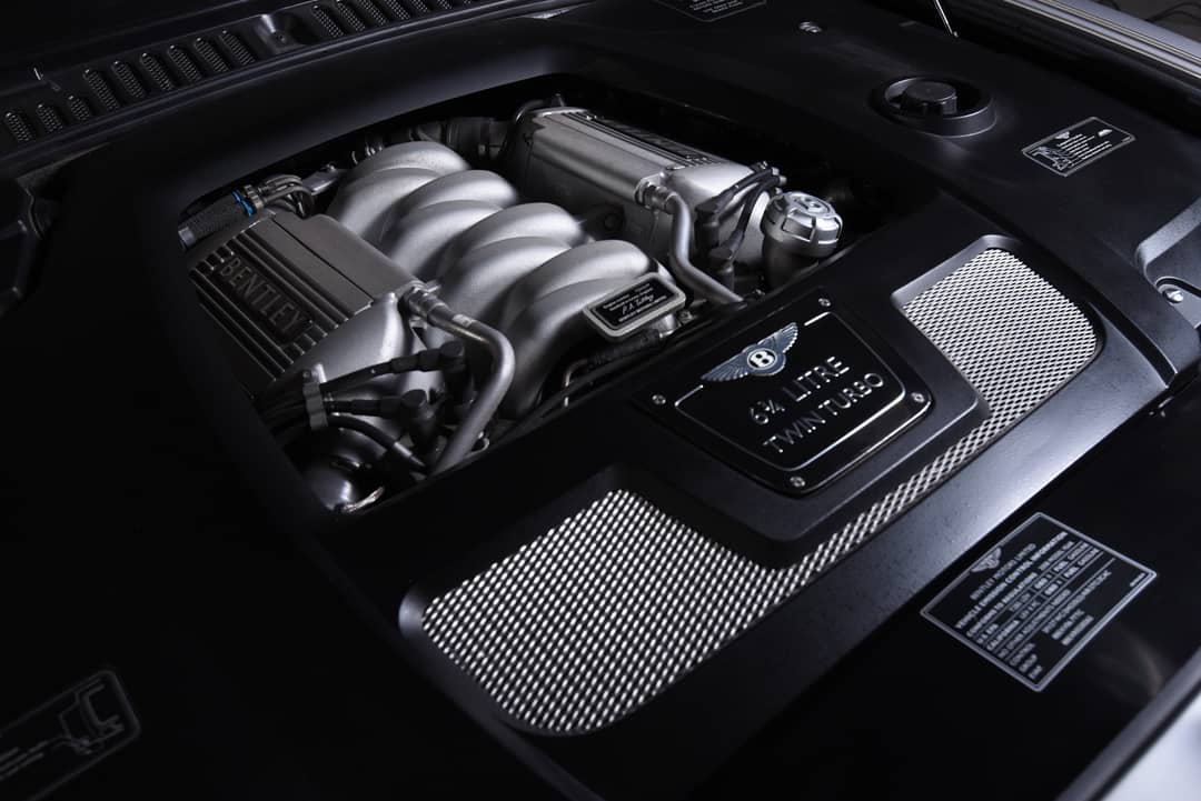 2008 Bentley Azure — photo 32