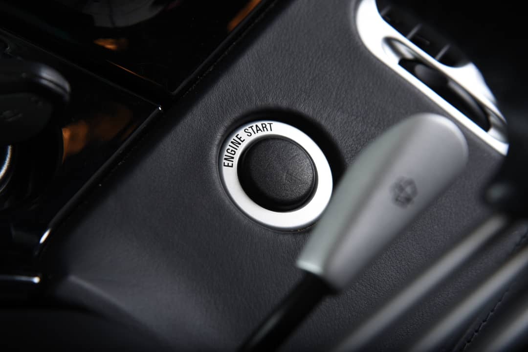 2002 BMW Z8 — photo 17