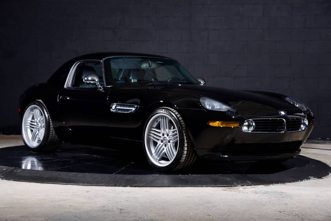 2002 BMW Z8 — photo 3