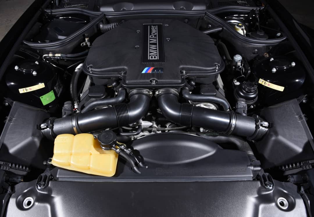 2002 BMW Z8 — photo 27