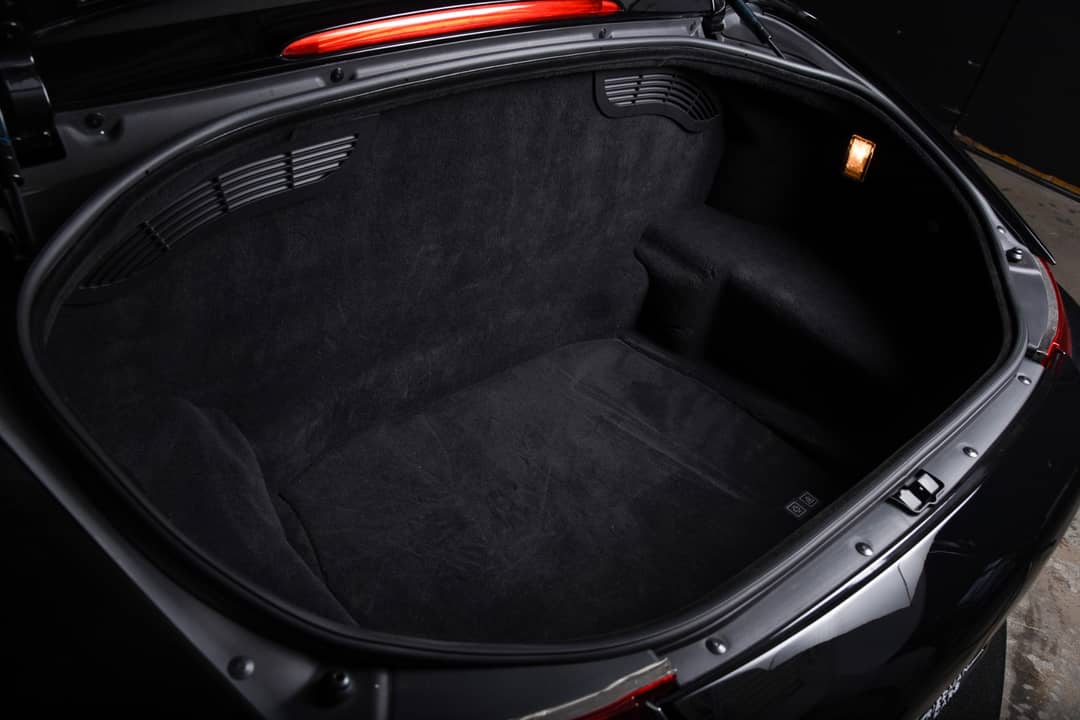 2002 BMW Z8 — photo 29
