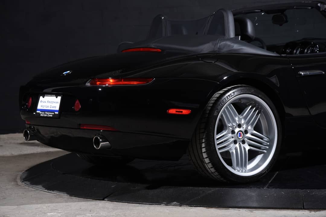 2002 BMW Z8 — photo 35