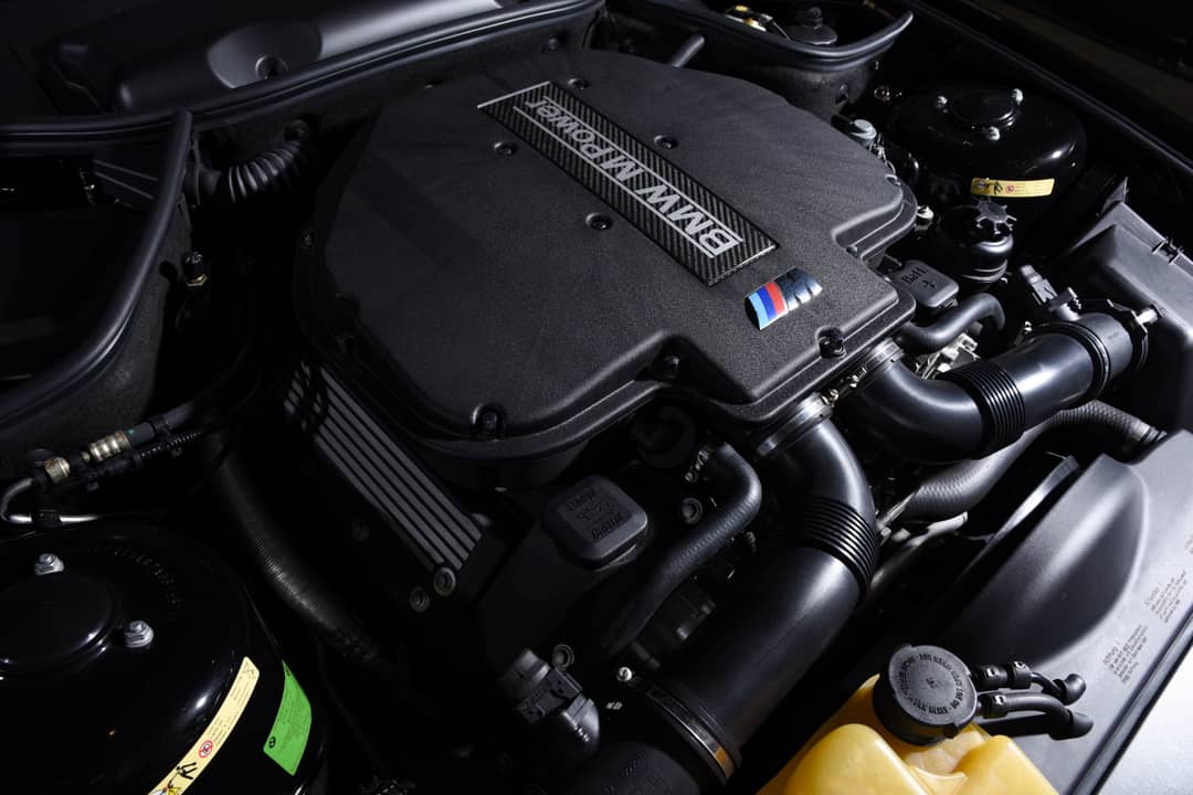 2002 BMW Z8 — photo 37