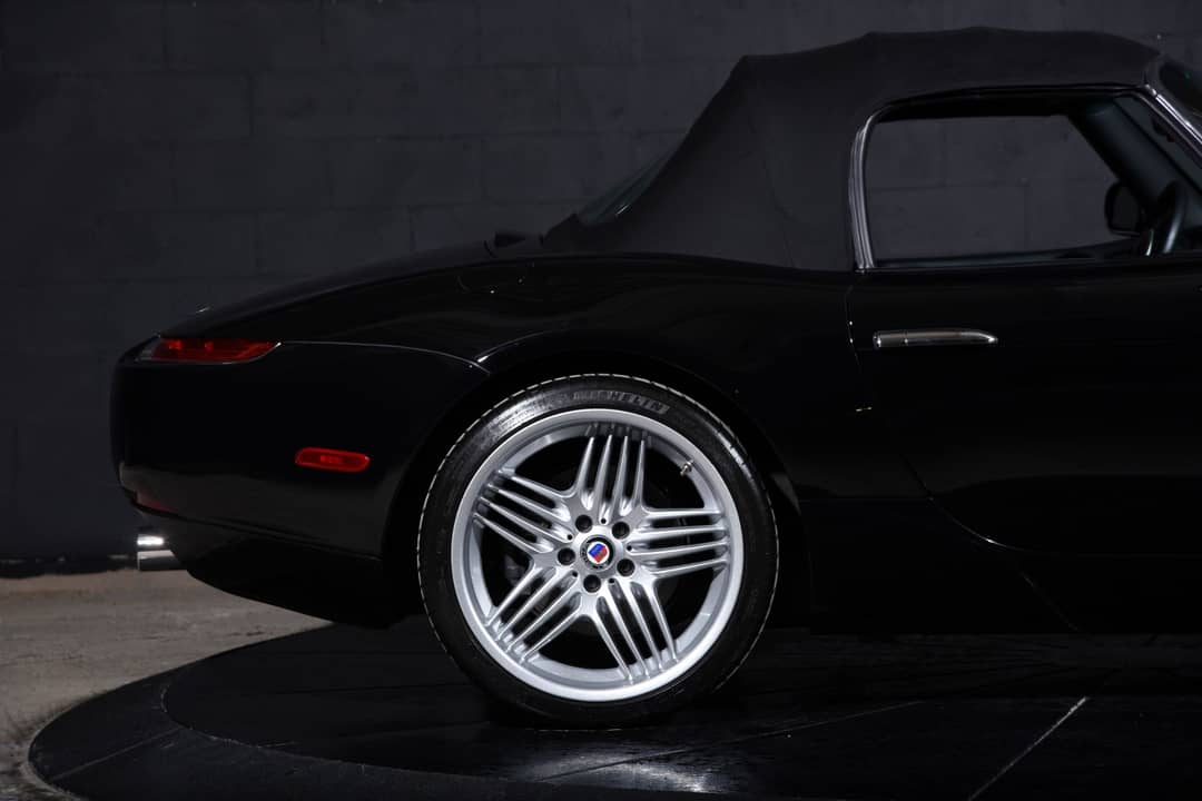 2002 BMW Z8 — photo 42