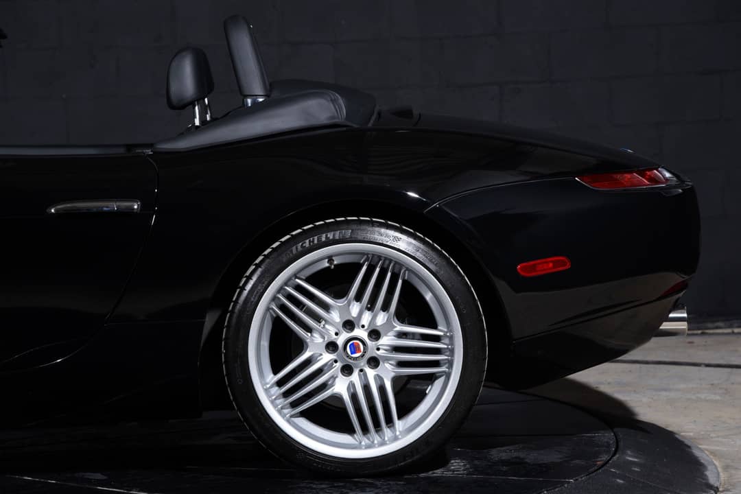 2002 BMW Z8 — photo 45
