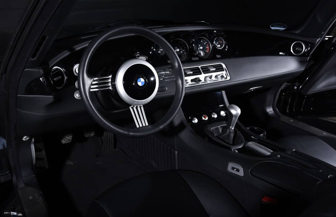 2002 BMW Z8 — photo 7