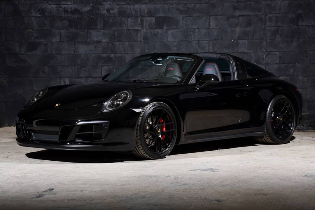 2017 Porsche 911 Targa 4 GTS — photo 11