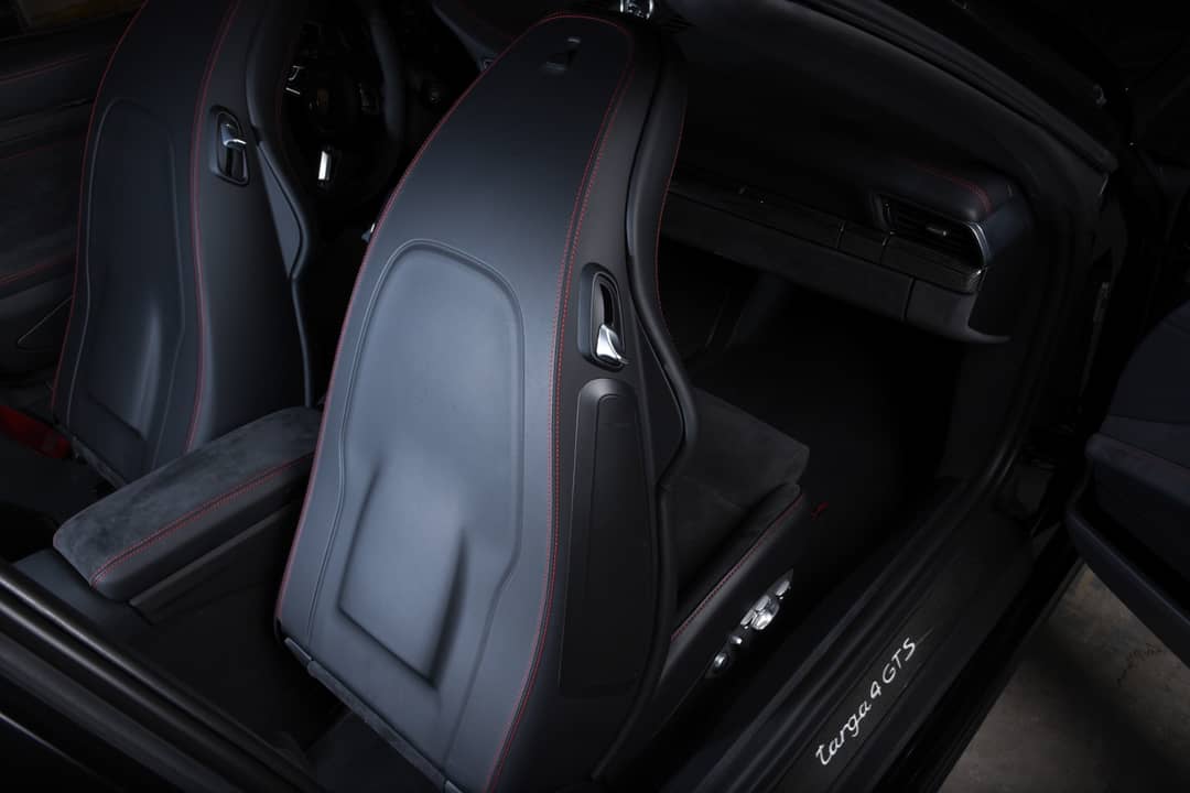 2017 Porsche 911 Targa 4 GTS — photo 20