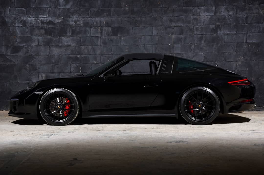 2017 Porsche 911 Targa 4 GTS — photo 39