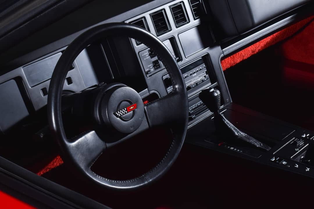 1985 Chevrolet Corvette — photo 28