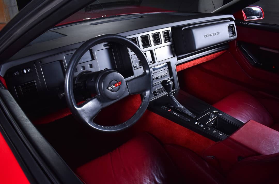 1985 Chevrolet Corvette — photo 38