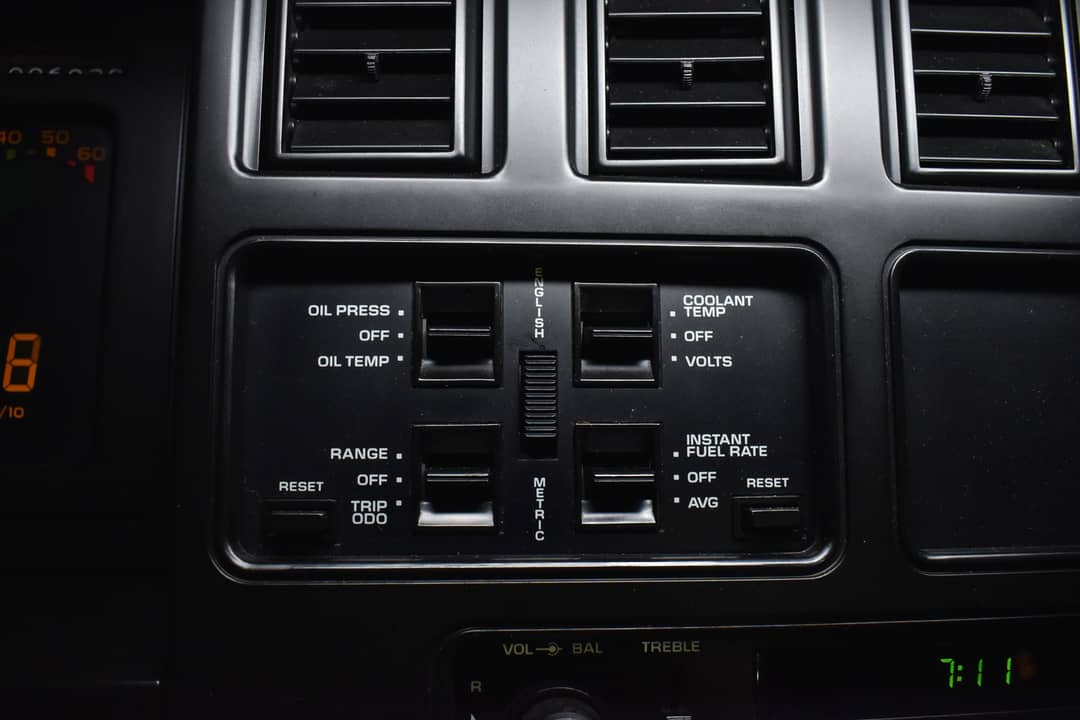 1985 Chevrolet Corvette — photo 59